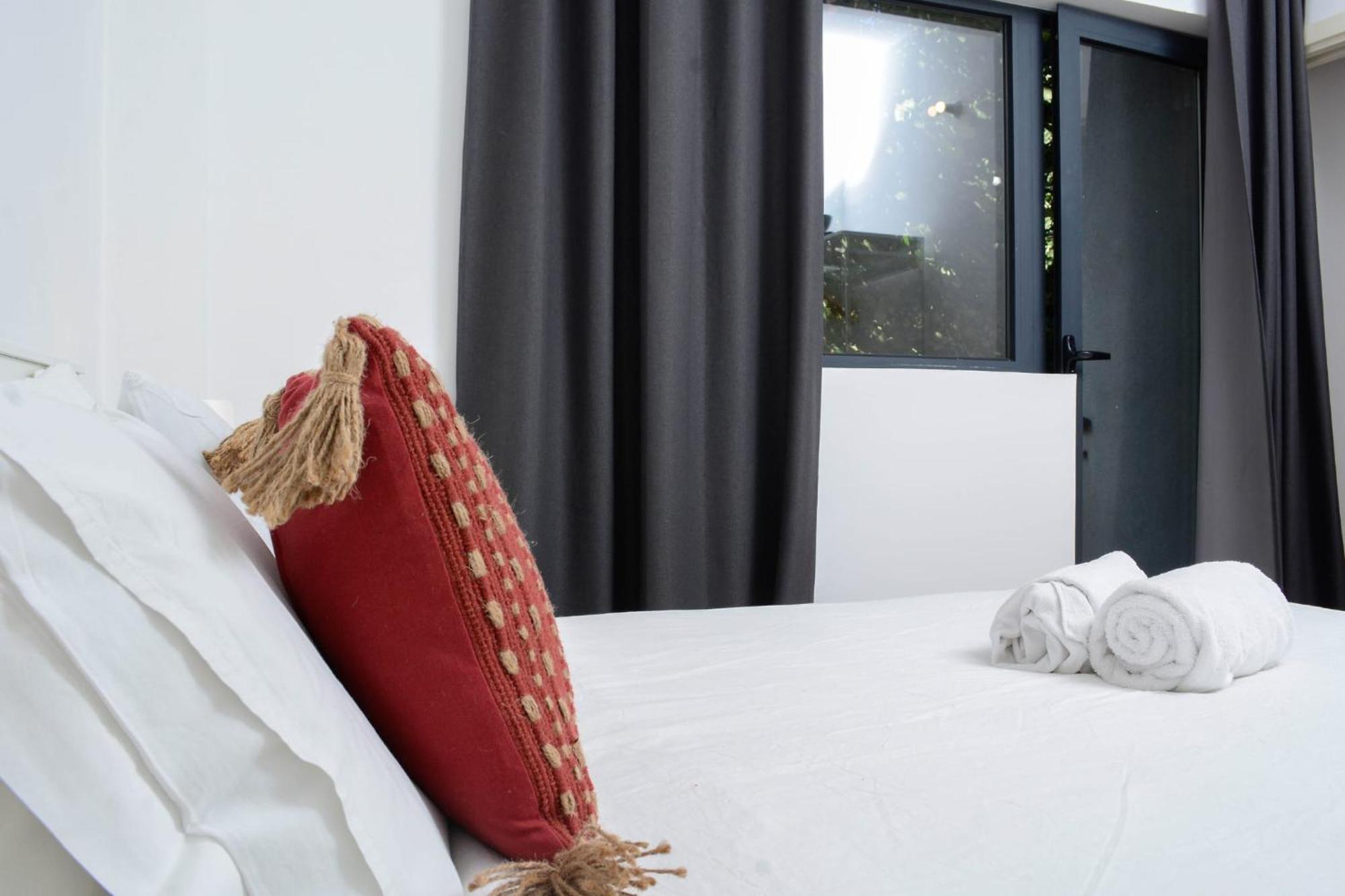 Travel And Live Apartments Porto Exterior photo
