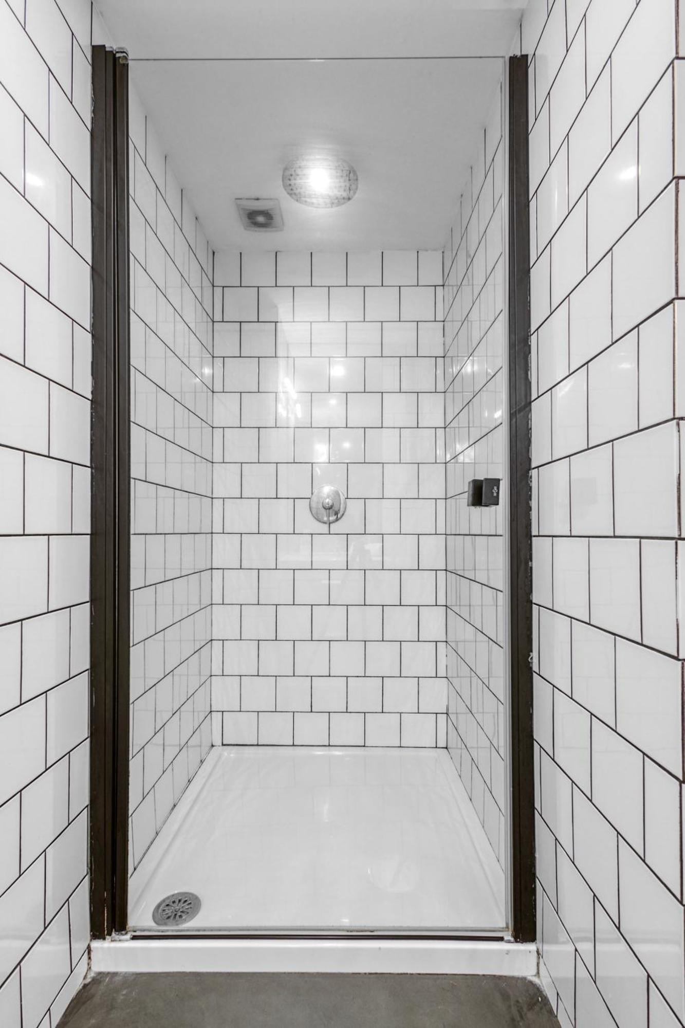 Travel And Live Apartments Porto Room photo