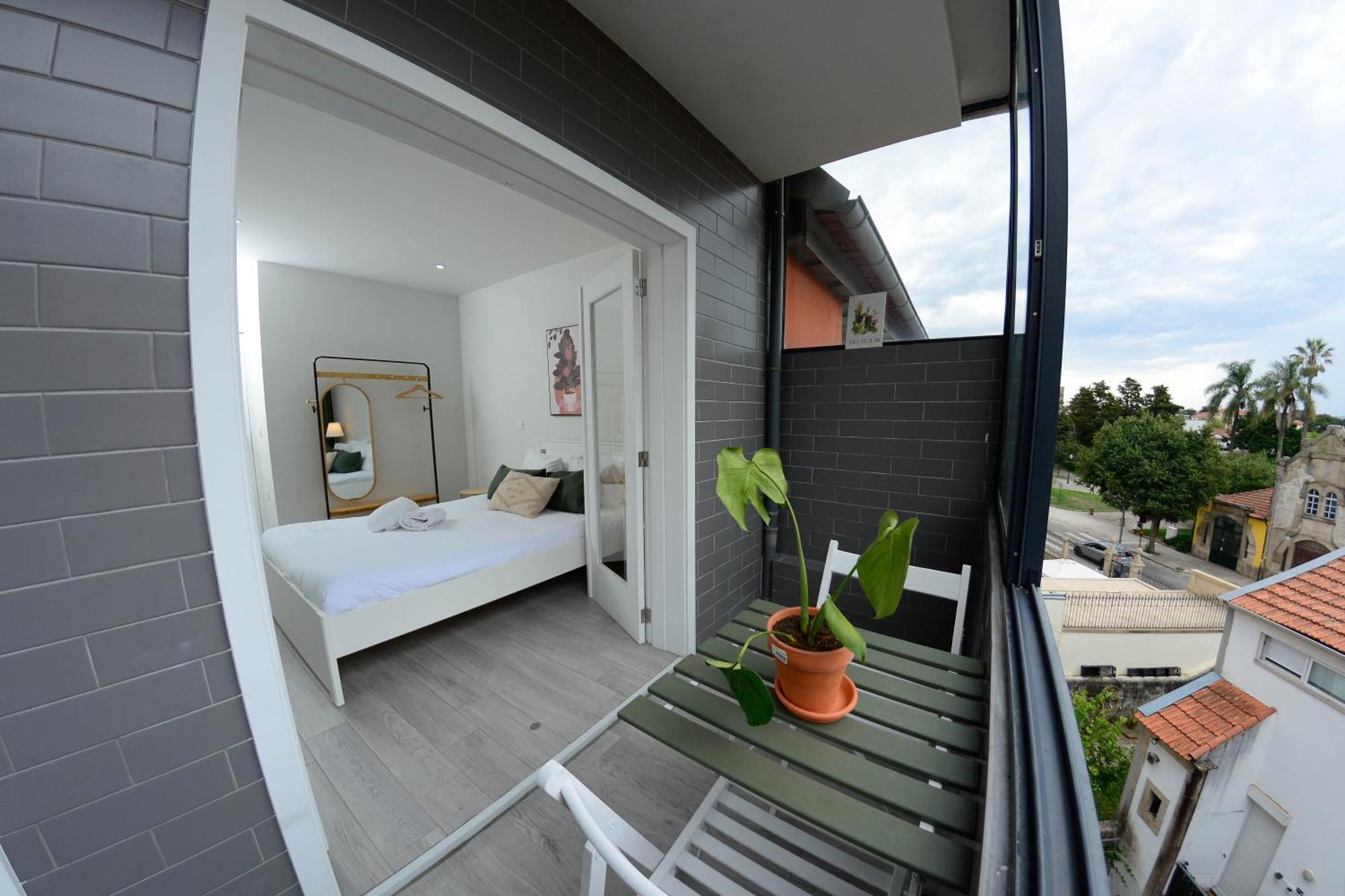 Travel And Live Apartments Porto Exterior photo