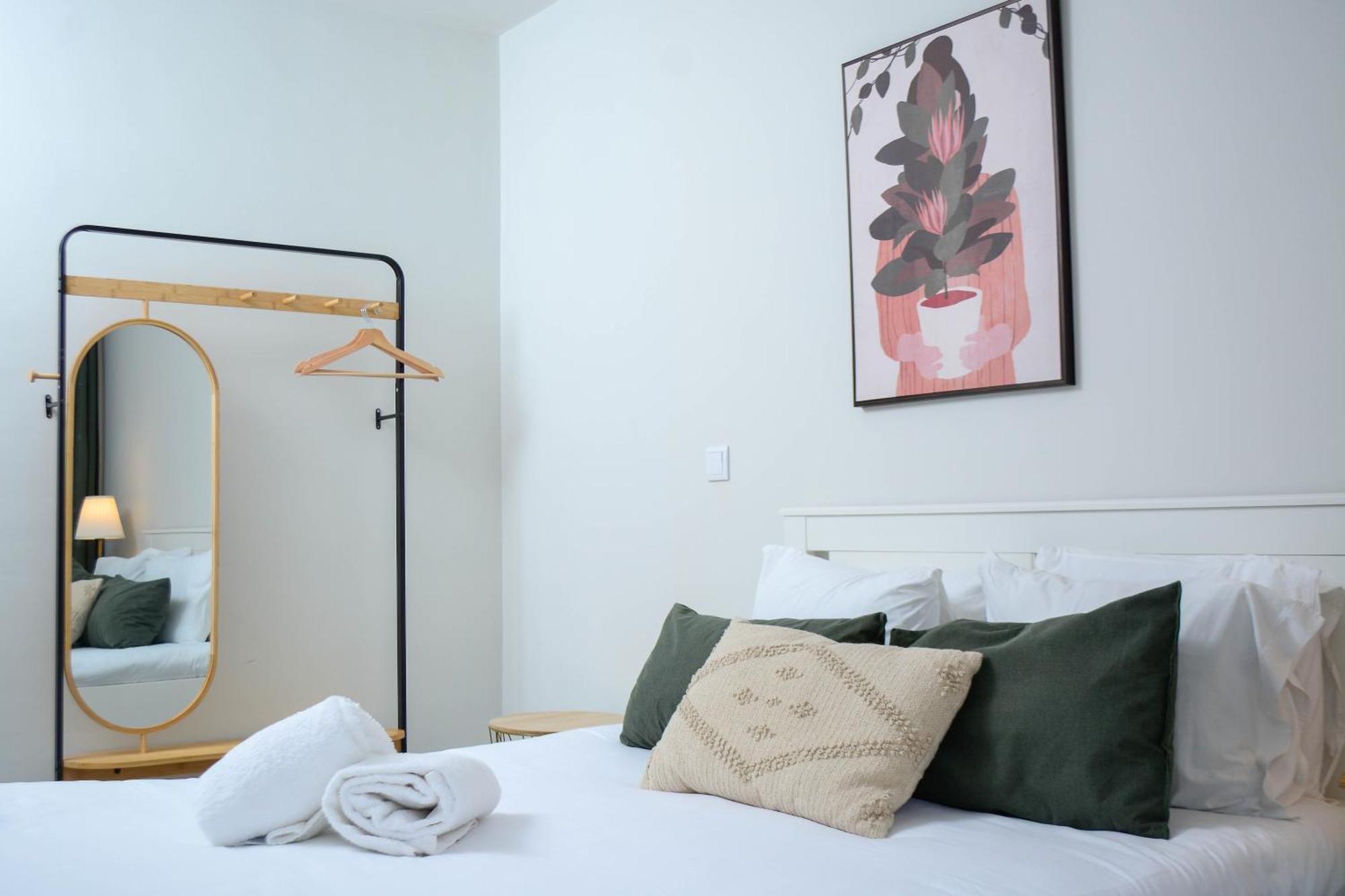 Travel And Live Apartments Porto Exterior photo